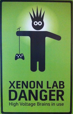note/xbox-360-emulator/xenon_lab_danger.jpg